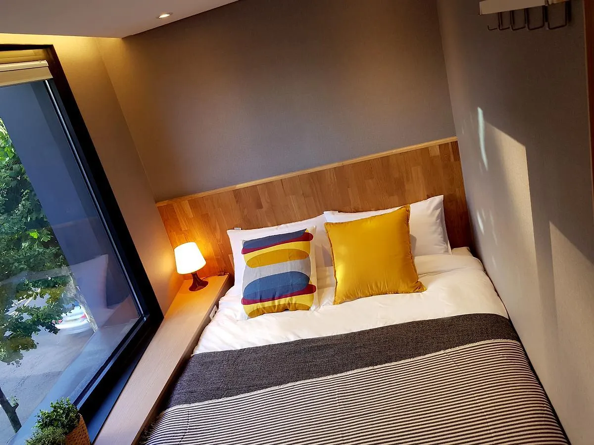 Hostel Cleo Seoul Hongdae