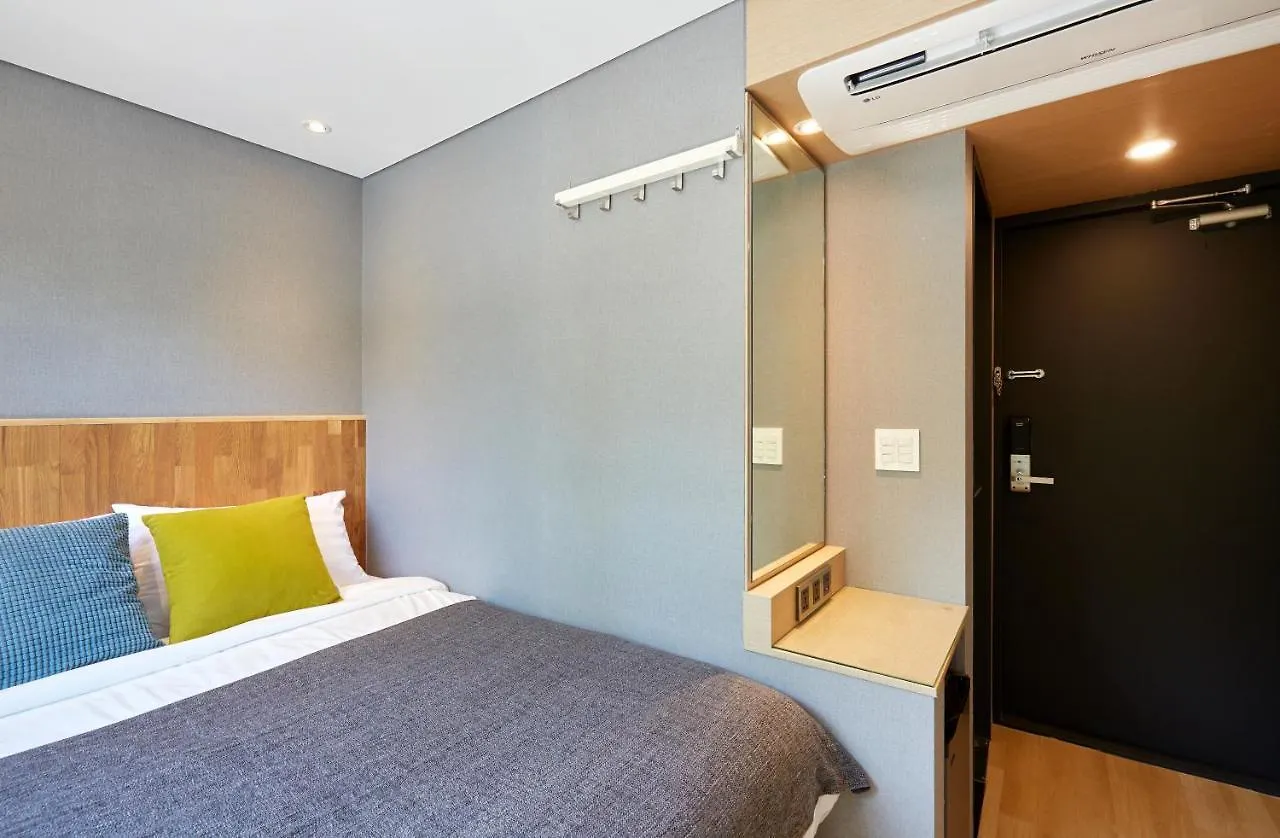 Hostel Cleo Seoul Hongdae