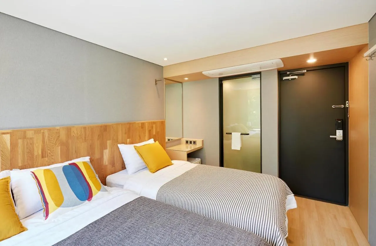 Hostel Cleo Seoul Hongdae