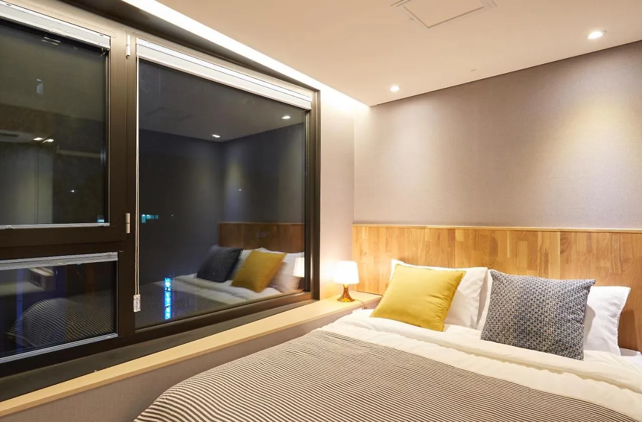 Hostel Cleo Seoul Hongdae 0*,
